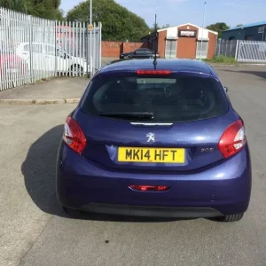 2014 Peugeot 208 1.2 VTi Active 5-door hatchback - Image 5