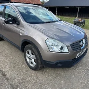 2008 Nissan Qashqai 1.5 dCi Visia 5-door hatchback