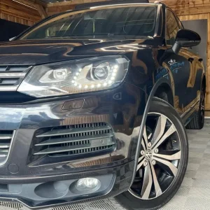 2013 Volkswagen Touareg 3.0 TDI V6 R-Line 4WD - Image 4
