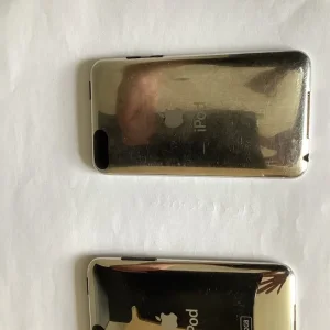 Two iPod Touches - Image 4