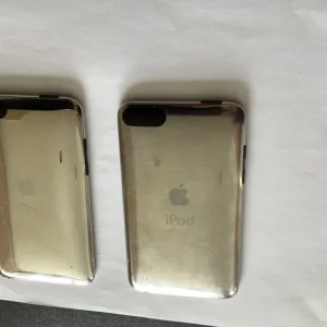 Two iPod Touches - Image 5