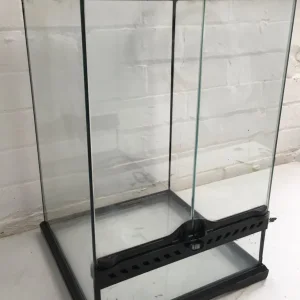 Exo-Terra Reptile Terrarium 30x45x30cm - Image 3