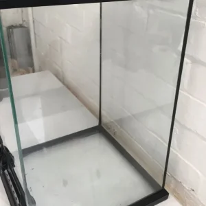 Exo-Terra Reptile Terrarium 30x45x30cm - Image 6