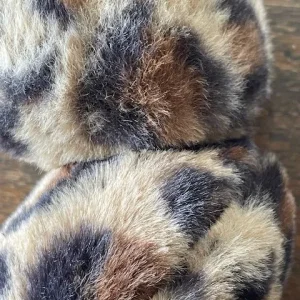 Oliver Bonas Ear Muffs - Image 4