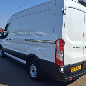 Ford Transit 2.0TDCI 105PS 290L 2nd Row Euro 6 Leader FWD - Image 7