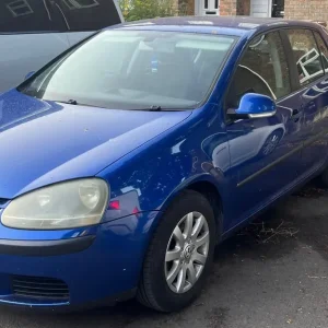 2004 Volkswagen Golf 1.6 Manual Hatchback - Image 7