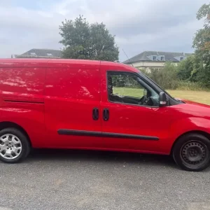Fiat Doblo LWB 2016 Manual 1.3 Multijet - Image 3