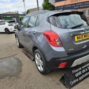 2015 Vauxhall Mokka 1.6i Tech Line 5-door hatchback petrol manual - Image 5