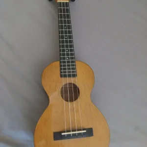 Maholo Ukulele Hano series with case