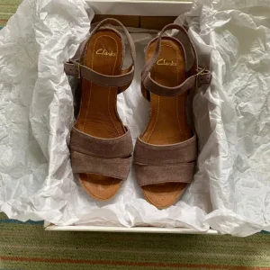 Ladies Clarks Lavender suede cork wedge sandals