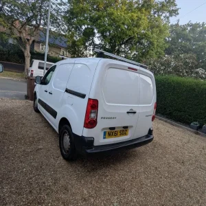 Peugeot Partner Panel Van 2011 Manual 1560cc