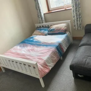 Furnished double room at George Street