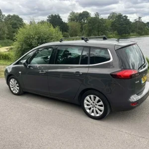 2013 Vauxhall Zafira 2.0 CDTi ecoFLEX SE 5dr MPV Diesel Manual - Image 7