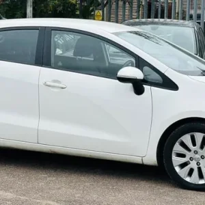 2012 Kia Rio 1.25 2 Euro 5 5-door Hatchback Petrol Manual - Image 6