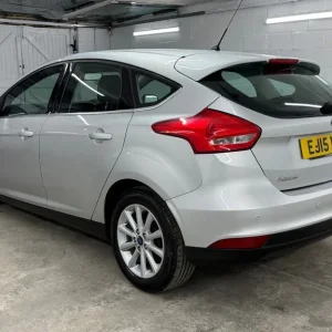 2015 Ford Focus 1.6 125 Titanium 5dr Powershift Hatchback - Image 5