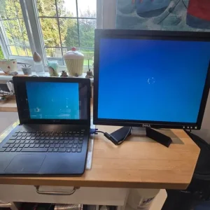 Dell 19" flat panel tilt screen E197FPf - Image 3