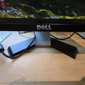Dell 19" flat panel tilt screen E197FPf - Image 6