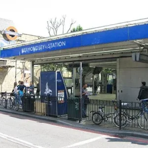 Single room - 2-minute walk to Bermondsey tube station - Image 7