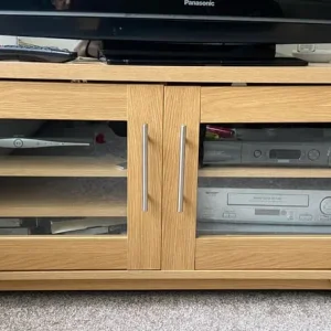 TV TELEVISION UNIT LIGHT OAK GLASS DOORS
