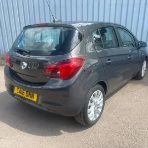 2016 Vauxhall Corsa 1.4i EcoFLEX SE Manual Hatchback - Image 8
