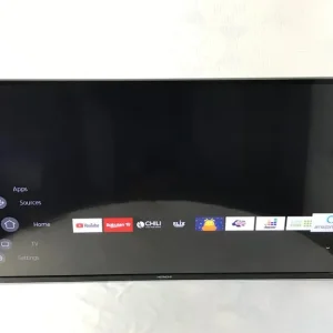 Hitachi 32 Inch Smart HD LED Tv - Wi-Fi- Freeview TV- excellent condition - Image 5