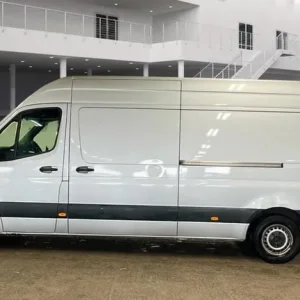 Mercedes-Benz Sprinter 314 CDI 143 L3H2 LWB High Roof RWD - Image 8