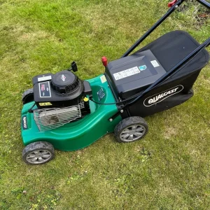 Qualcast 42cm petrol lawnmower with 148cc Briggs & Stratton engine - Image 5