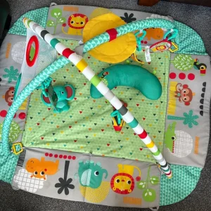 Baby activity center/play mat - Image 3