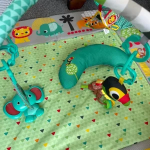 Baby activity center/play mat - Image 4