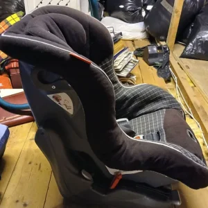 Britax car seat - Image 2