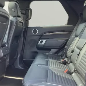 2020 Land Rover Discovery 3.0 SD6 HSE 5-door Diesel Auto - Image 4
