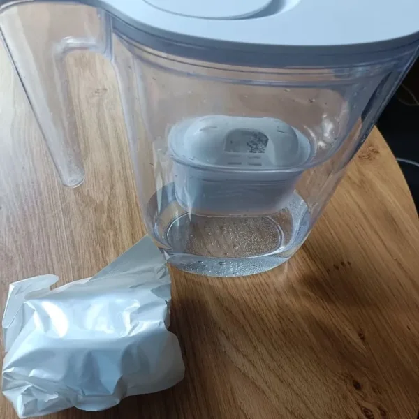 Phillips Water Filter Jug with one fresh filter