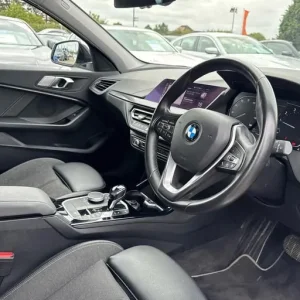 2021 BMW 1 Series 118i Sport 5-door Hatchback - Image 6
