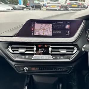 2021 BMW 1 Series 118i Sport 5-door Hatchback - Image 8