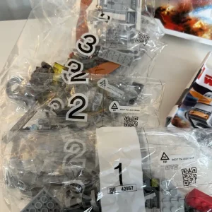 LEGO STAR WARS Resistance Transport Pod 75176 - Image 6
