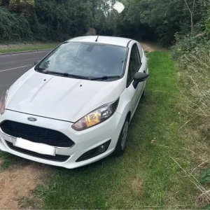 Ford Fiesta Derivative Van 2017 Manual 1496cc - Image 3