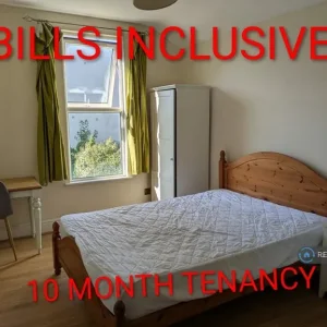 5 bedroom house with bills included