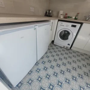 Ensuite rooms - Image 6
