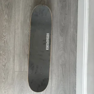 Rampage Glitch Delete Skateboard - Image 4