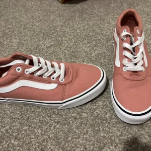 Rose Dawn/White Vans Size UK 5.5 - Image 2