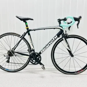 Sk BIANCHI IMPUSO Size/M Alloy LW Road Bike - Image 6