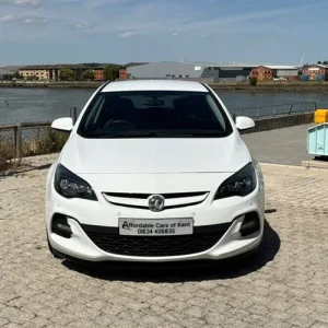 2014 Vauxhall Astra 1.4i 16v Turbo Limited Edition 5dr Hatchback Petrol Manual - Image 3