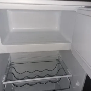 Hisense Fridge Freezer - Image 6