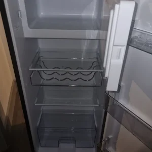 Hisense Fridge Freezer - Image 7