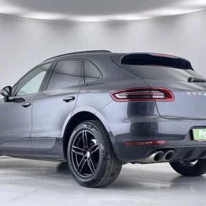 2016 Porsche Macan 3.0 TD V6 S Diesel PDK 4WD Estate - Image 3