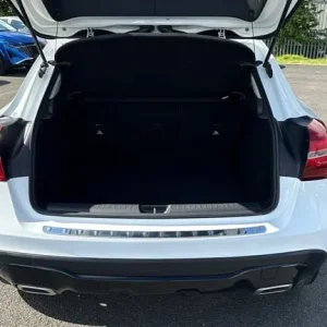 2018 Mercedes-Benz GLA 180 Urban Edition 5-door Petrol Manual - Image 4
