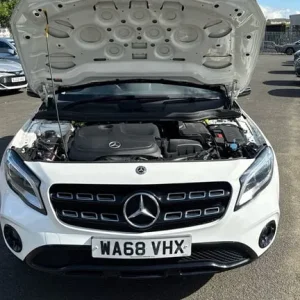 2018 Mercedes-Benz GLA 180 Urban Edition 5-door Petrol Manual - Image 8