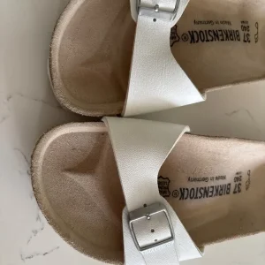 Birkenstock white size 4 - Image 4