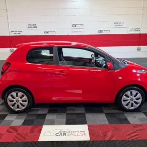 2016 Citroen C1 1.2 PureTech Feel 3dr HATCHBACK PETROL Manual - Image 4
