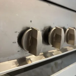 CDA 6 Burner Twin Cavity Gas Cooker (RC9321), well maintained, reluctant sale - Image 7